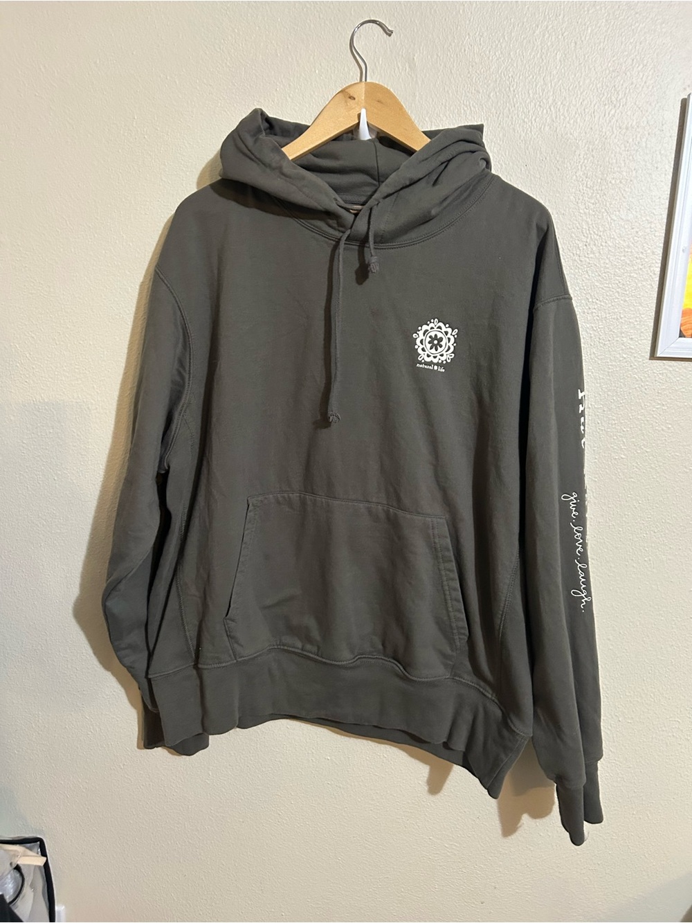 Natural Life Women’s Large Gray Graphic Pullover Hoodie Sweater Boho
